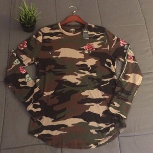 Hollister Long Sleeve Crew